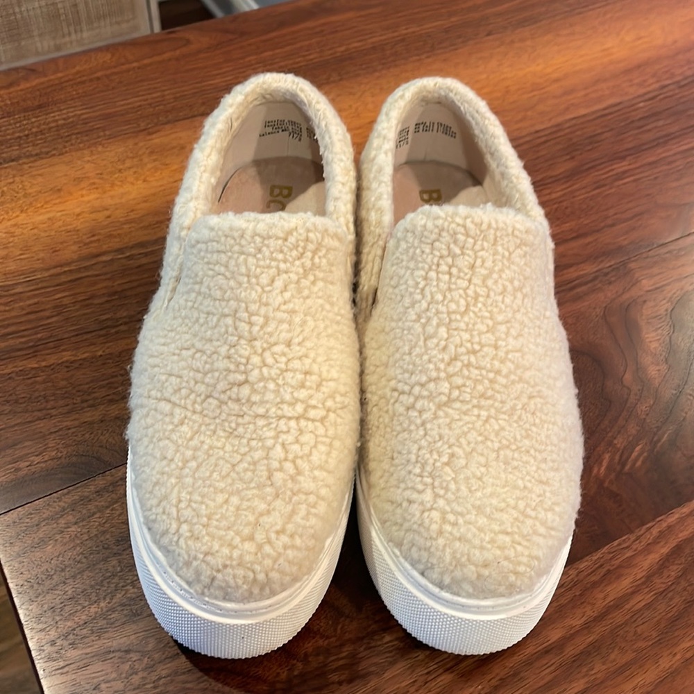 BC Born in California sneakers size 7.5 7 1/2